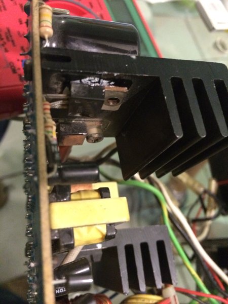 2014-10-16 20.45.41.jpg (1.78 MiB) Visto 5696 veces Transistor C4106 M8E ¿Dañado?