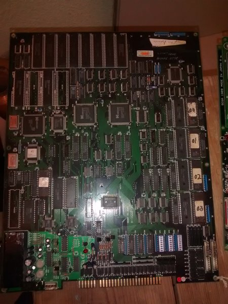 IMG_20150205_212222.jpg (1.65 MiB) Visto 7685 veces Captain America and The Avengers PCB